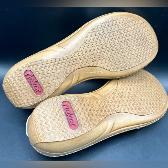 Rieker- Regina White and Tan‎ Sandals with Silver Accents, Size:36 - Picture 5 of 7